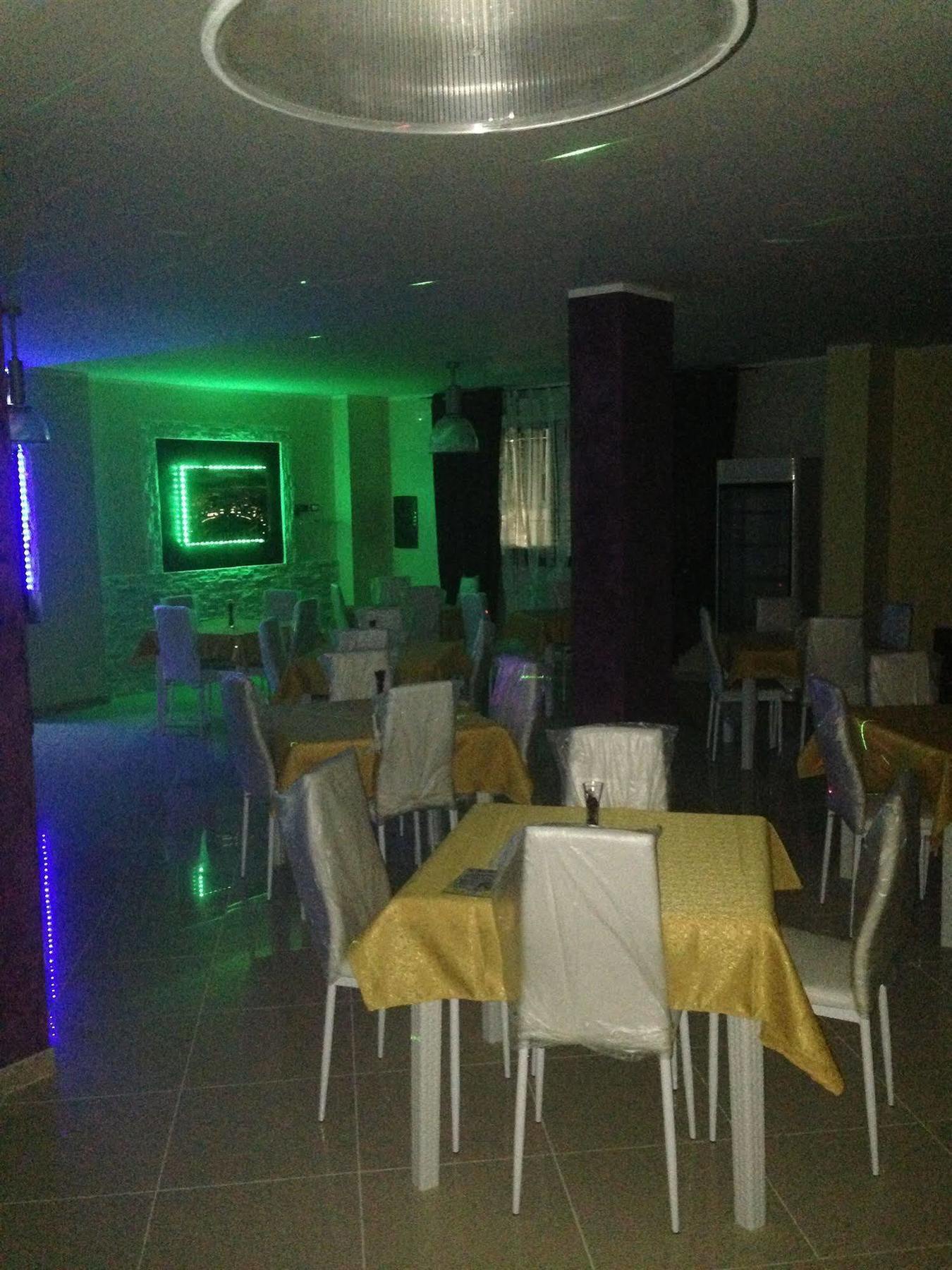 齐萌多公寓式酒店 科里利亚诺·卡拉布罗 外观 照片